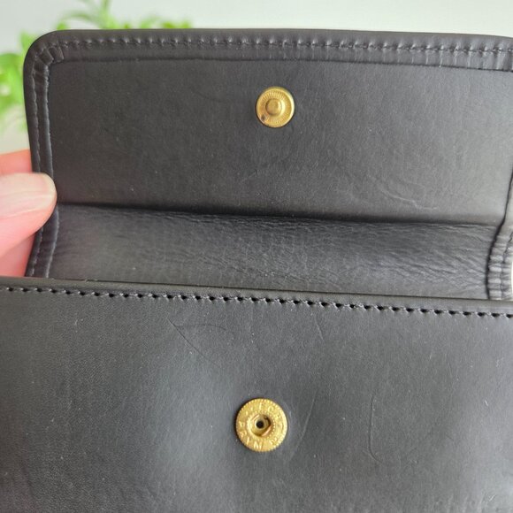EUC and HTF Vintage Coach Trifold Key Case (#4807) in Black - Picture 8 of 8